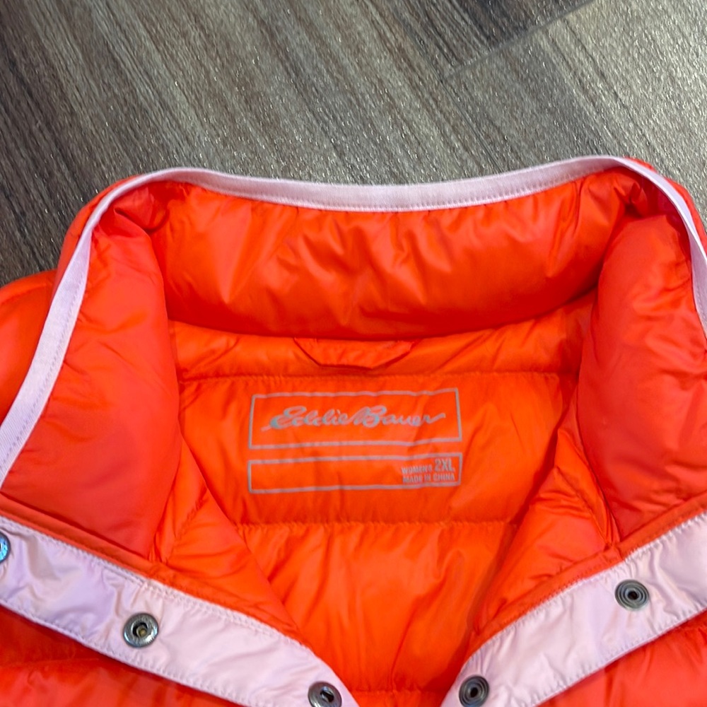 NWT Eddie Bauer Down Coat - Picture 4 of 6